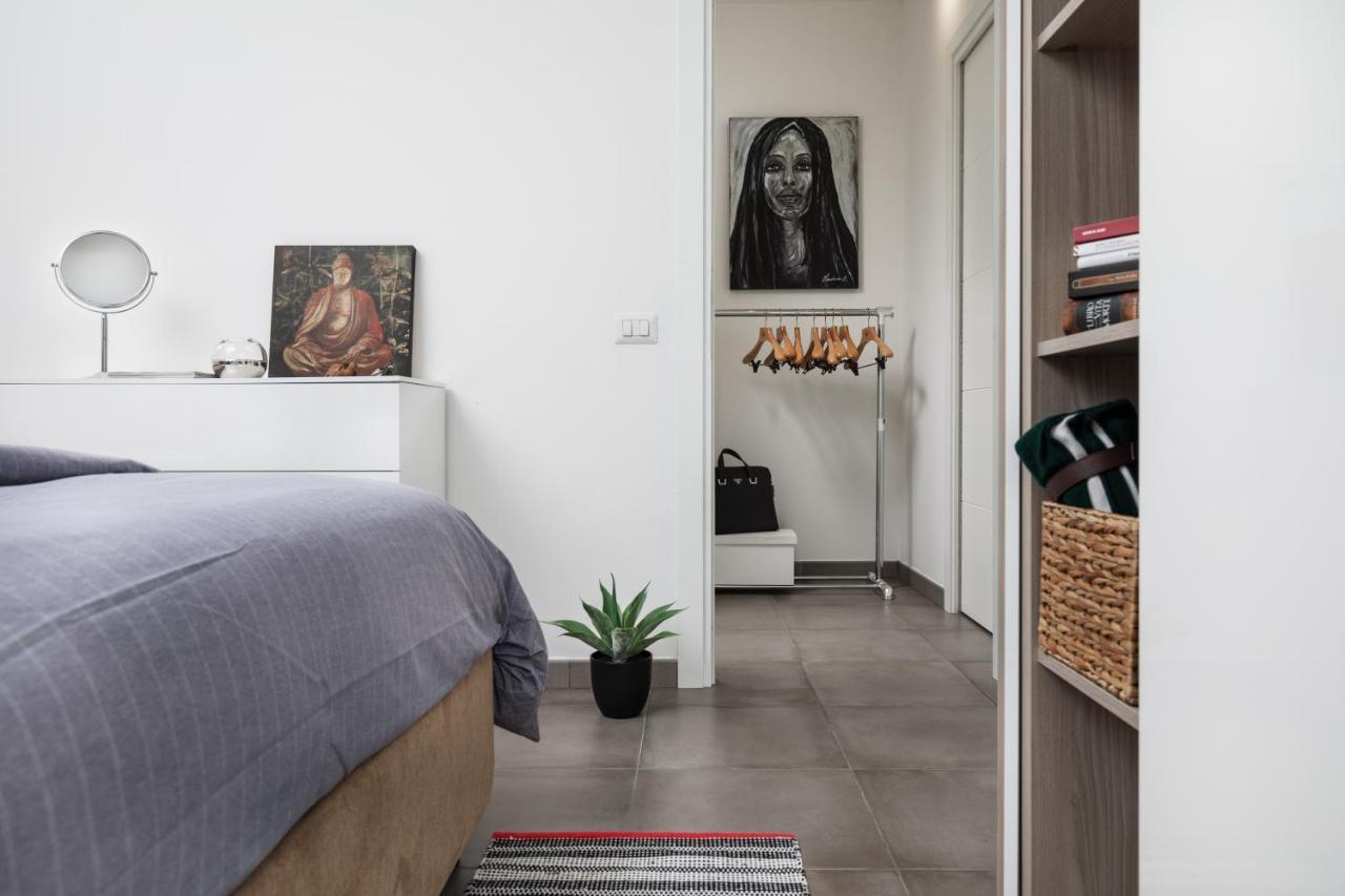 Homey Experience - Urban Luxury Apartment ออลเบีย ภายนอก รูปภาพ