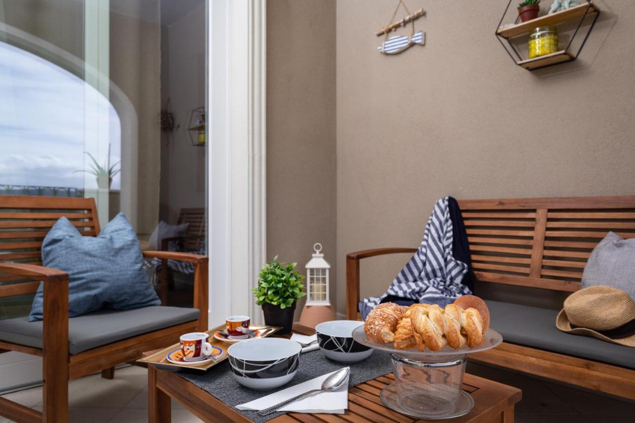 Homey Experience - Urban Luxury Apartment ออลเบีย ภายนอก รูปภาพ