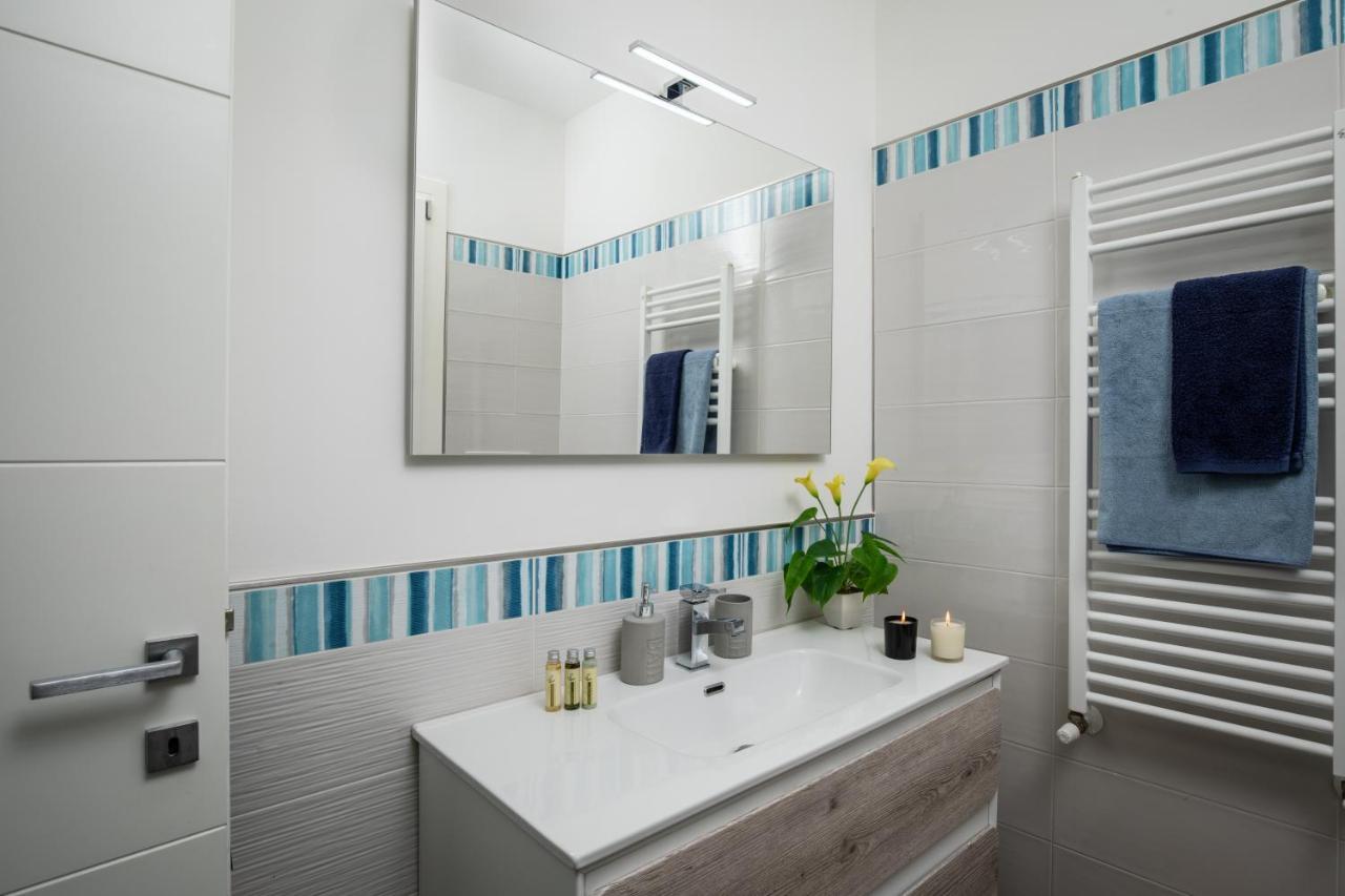 Homey Experience - Urban Luxury Apartment ออลเบีย ภายนอก รูปภาพ